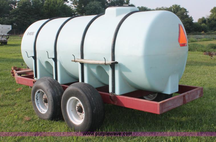 image for item I7862 1,000 gallon liquid nurse trailer