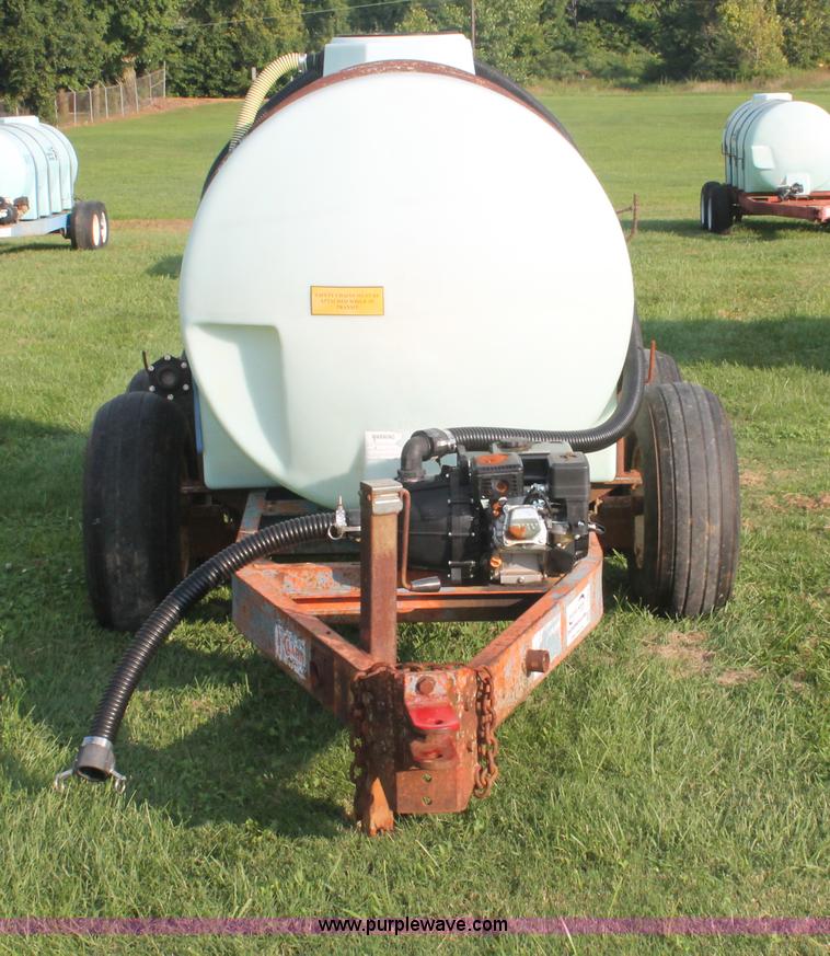 image for item I7863 1,000 gallon liquid nurse trailer