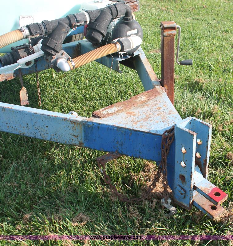 image for item I7864 1,000 gallon liquid nurse trailer