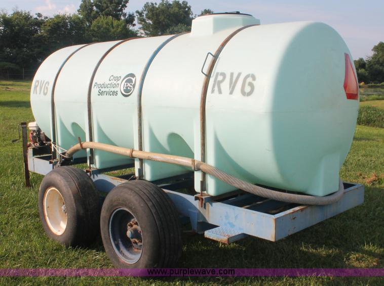 image for item I7865 1,000 gallon liquid nurse trailer