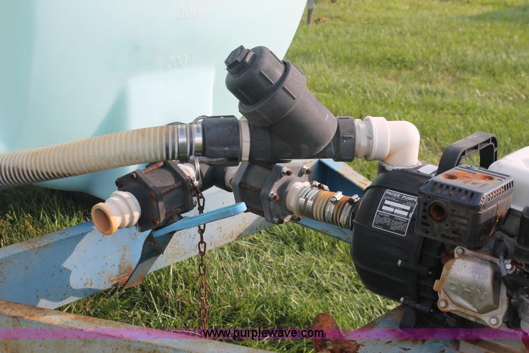 image for item I7865 1,000 gallon liquid nurse trailer