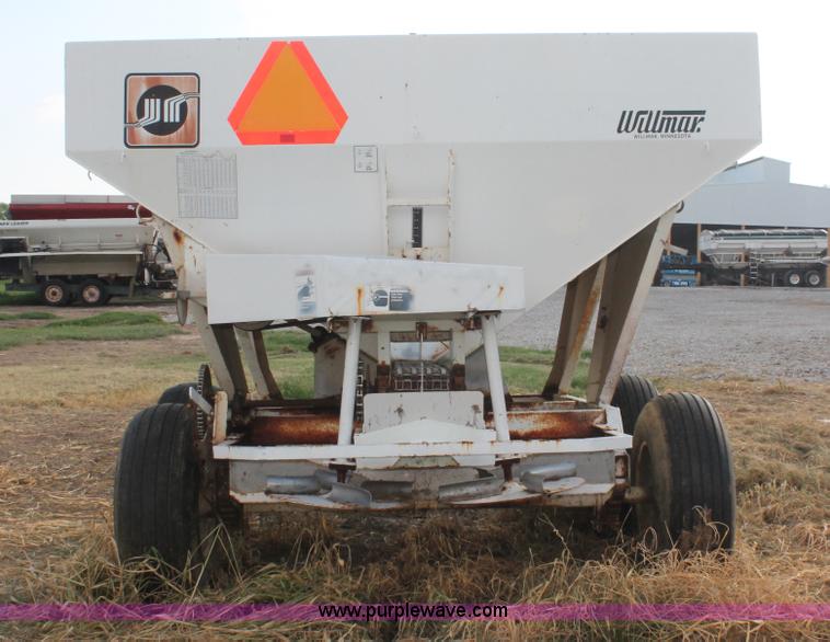 image for item I7870 Willmar 500 dry spreader