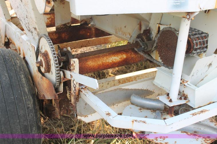 image for item I7870 Willmar 500 dry spreader
