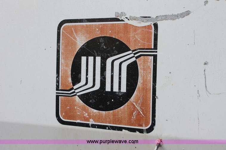 image for item I7870 Willmar 500 dry spreader