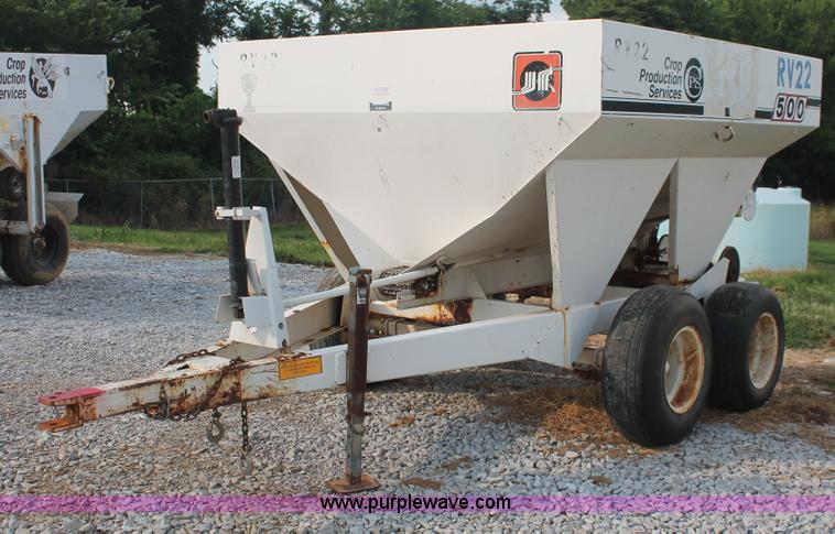 image for item I7872 Willmar 500 dry spreader