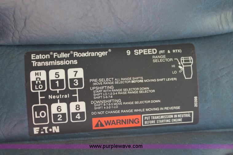 image for item I7876 1994 Volvo WG flatbed liquid nurse truck