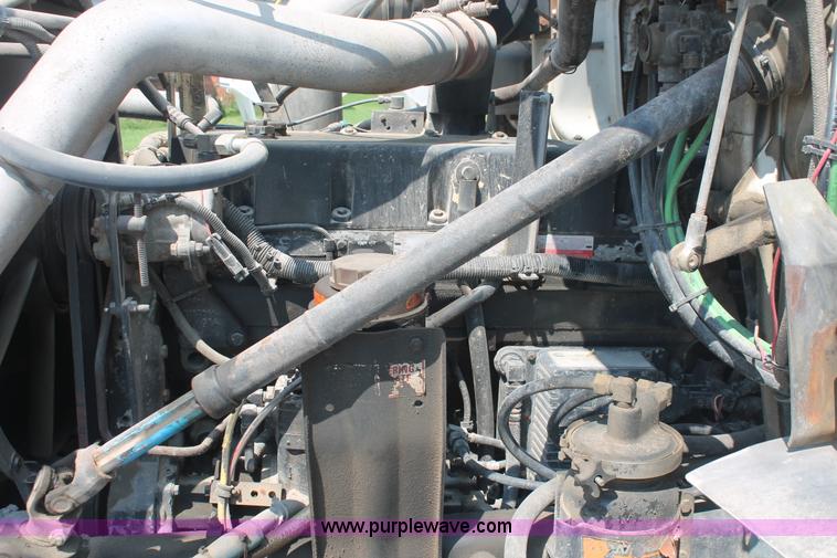 image for item I7876 1994 Volvo WG flatbed liquid nurse truck