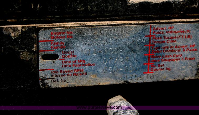 image for item I7876 1994 Volvo WG flatbed liquid nurse truck