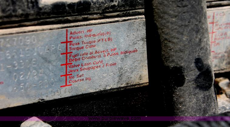 image for item I7876 1994 Volvo WG flatbed liquid nurse truck