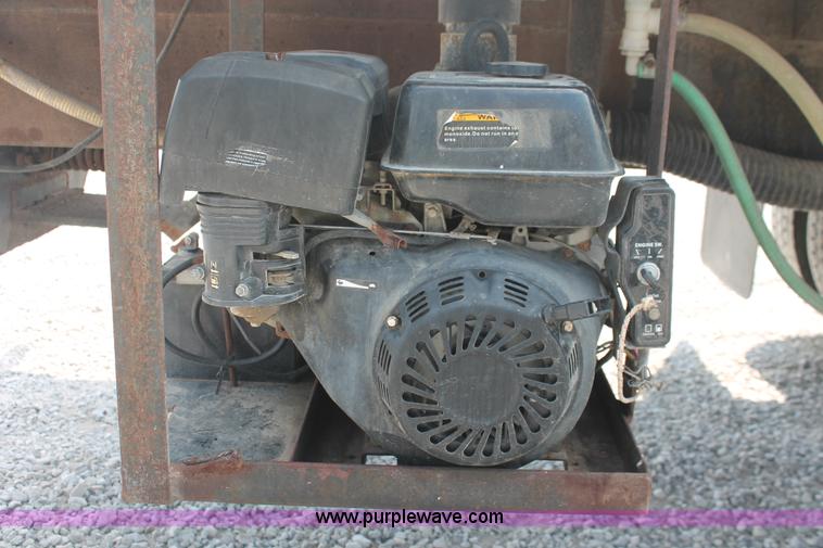 image for item I7876 1994 Volvo WG flatbed liquid nurse truck