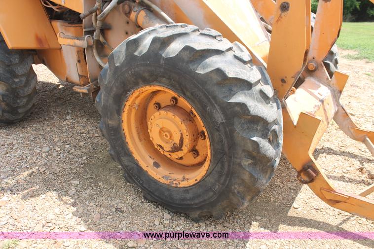 image for item I7877 Case W14 articulated wheel loader