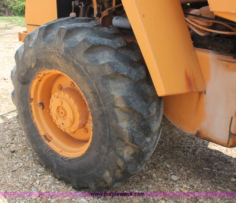 image for item I7877 Case W14 articulated wheel loader