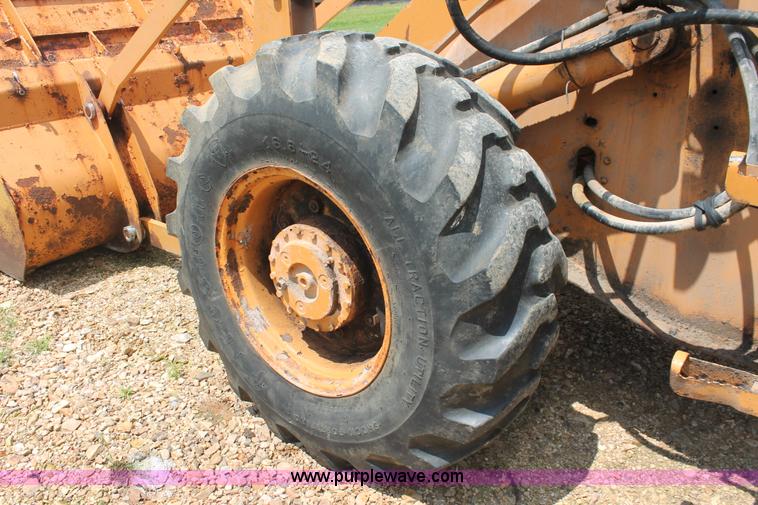image for item I7877 Case W14 articulated wheel loader