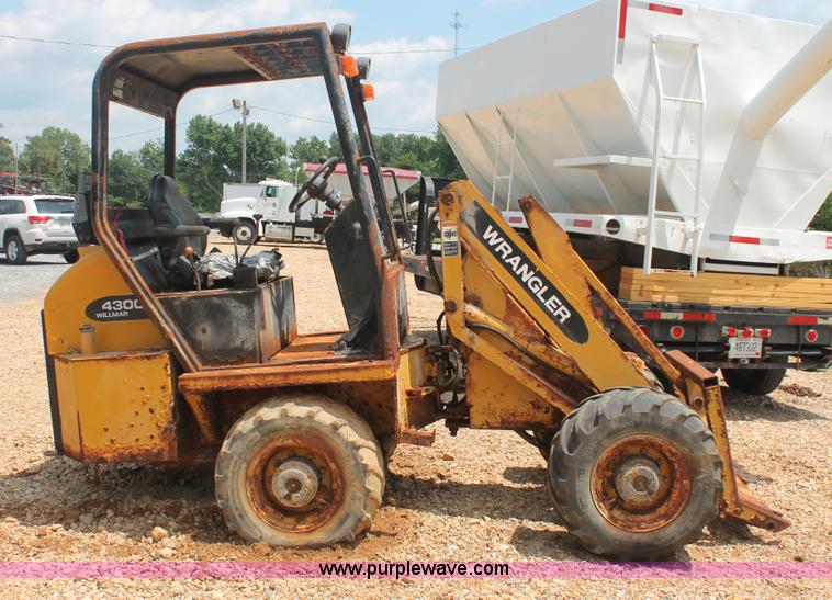 image for item I7878 1998 Willmar Wrangler 4300 wheel loader