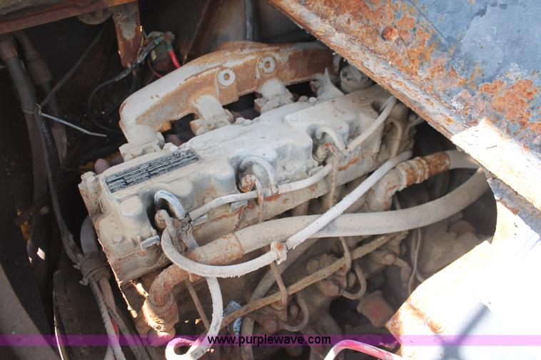 image for item I7878 1998 Willmar Wrangler 4300 wheel loader