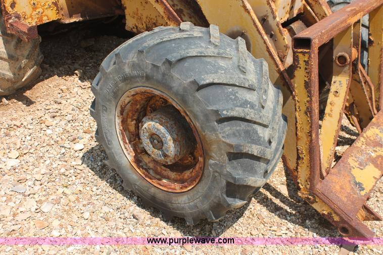 image for item I7878 1998 Willmar Wrangler 4300 wheel loader
