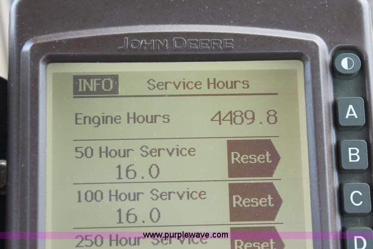 image for item I7879 2005 John Deere 4720 self-propelled sprayer