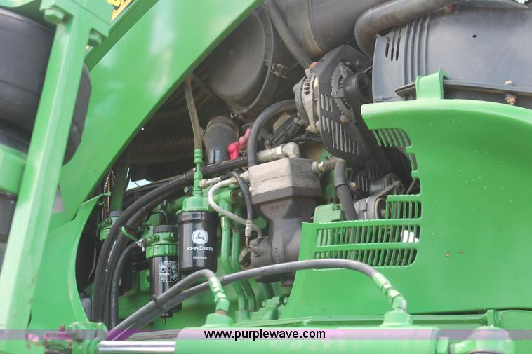 image for item I7879 2005 John Deere 4720 self-propelled sprayer