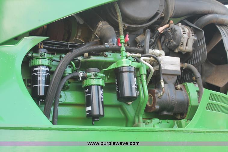 image for item I7879 2005 John Deere 4720 self-propelled sprayer