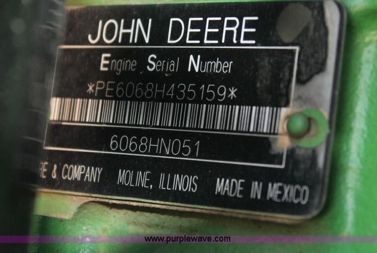 image for item I7879 2005 John Deere 4720 self-propelled sprayer
