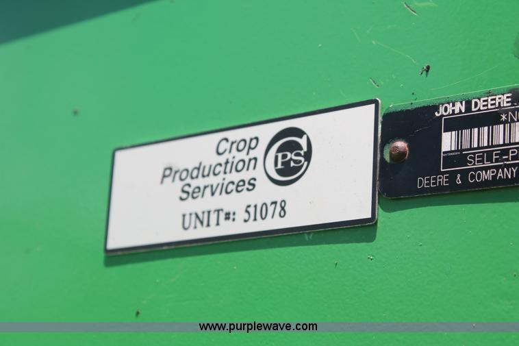 image for item I7879 2005 John Deere 4720 self-propelled sprayer