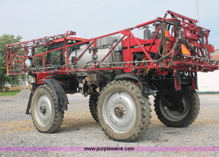 image for item I7882 2005 Case IH SPX3310 Patriot self-propelled sprayer