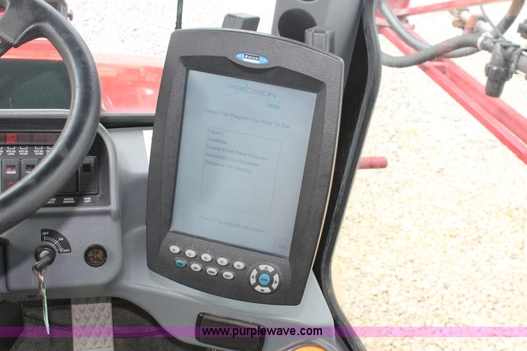 image for item I7882 2005 Case IH SPX3310 Patriot self-propelled sprayer