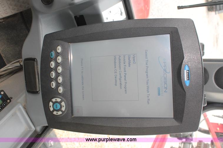 image for item I7882 2005 Case IH SPX3310 Patriot self-propelled sprayer