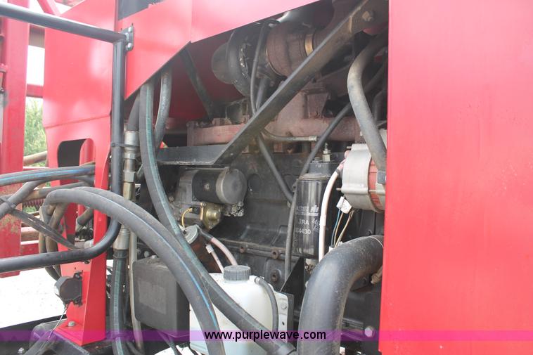 image for item I7882 2005 Case IH SPX3310 Patriot self-propelled sprayer