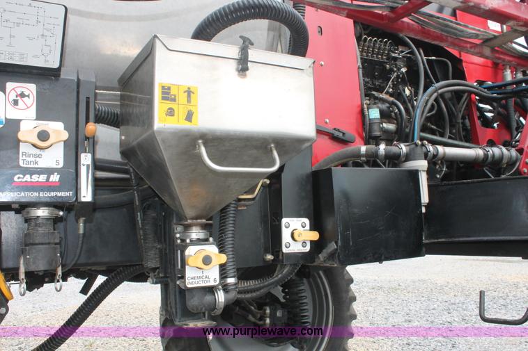 image for item I7882 2005 Case IH SPX3310 Patriot self-propelled sprayer