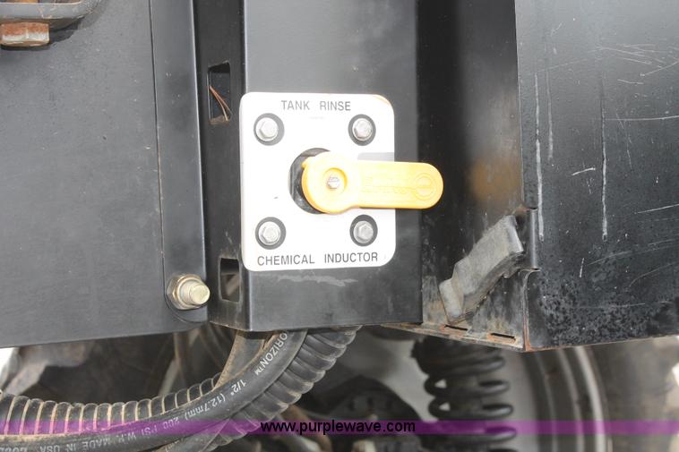 image for item I7882 2005 Case IH SPX3310 Patriot self-propelled sprayer