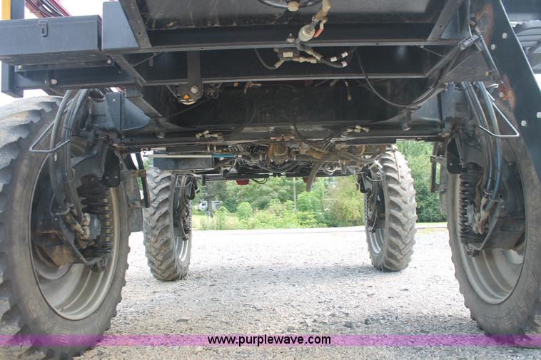 image for item I7882 2005 Case IH SPX3310 Patriot self-propelled sprayer