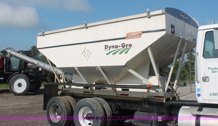 image for item I7883 1992 Volvo WG tender truck