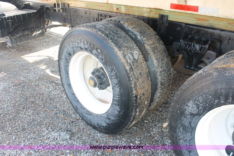 image for item I7883 1992 Volvo WG tender truck