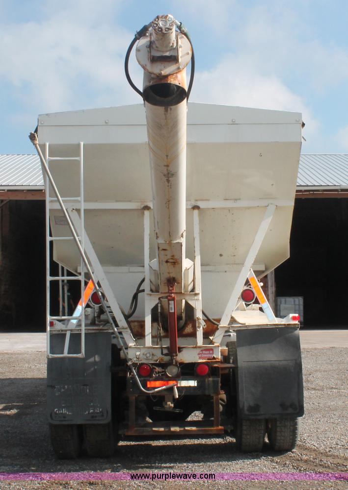 image for item I7884 1998 Volvo WG tender truck