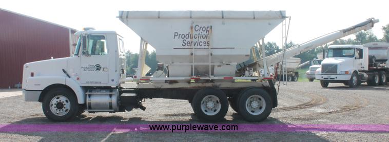 image for item I7884 1998 Volvo WG tender truck