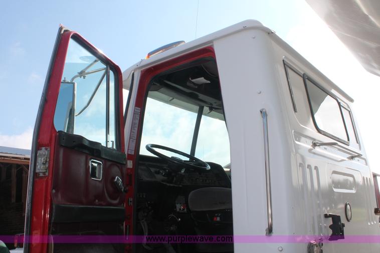 image for item I7884 1998 Volvo WG tender truck