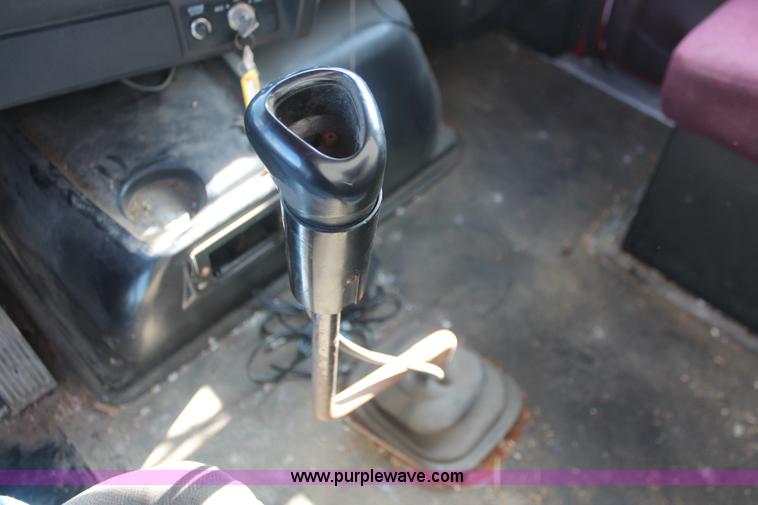 image for item I7884 1998 Volvo WG tender truck