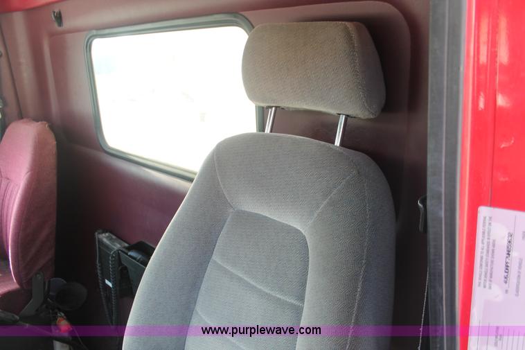 image for item I7884 1998 Volvo WG tender truck