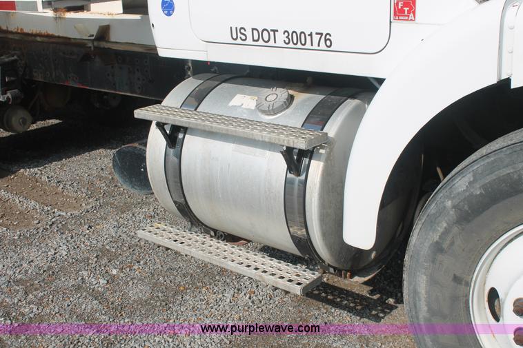 image for item I7884 1998 Volvo WG tender truck