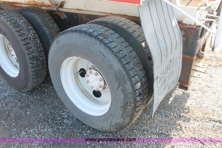 image for item I7884 1998 Volvo WG tender truck