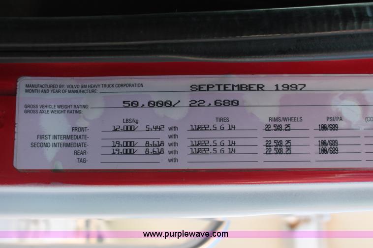 image for item I7884 1998 Volvo WG tender truck