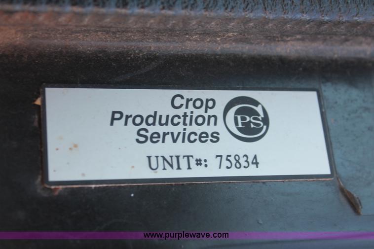 image for item I7885 1990 International 8300 tender truck