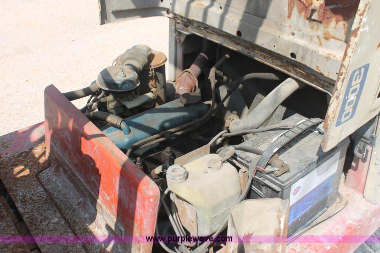 image for item I7888 Nissan Datsun 3000 forklift