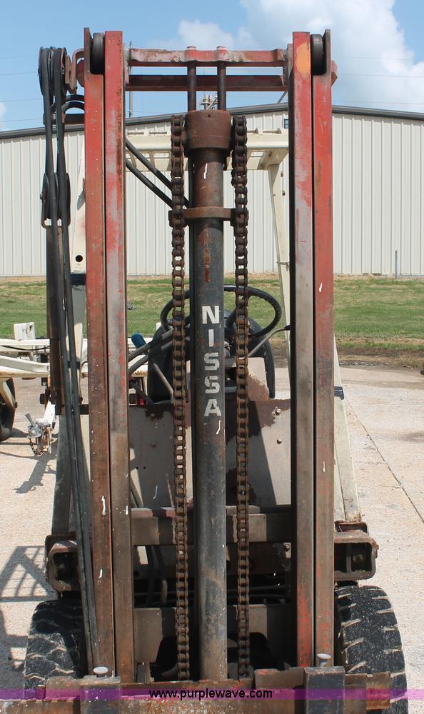 image for item I7888 Nissan Datsun 3000 forklift