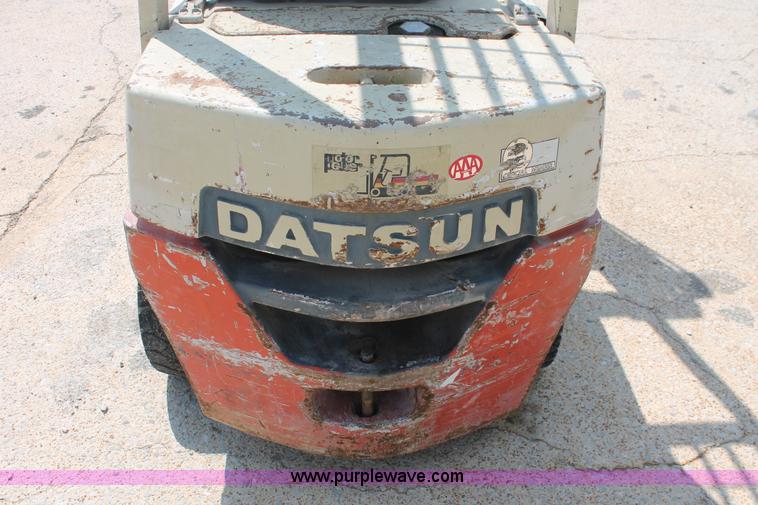 image for item I7888 Nissan Datsun 3000 forklift
