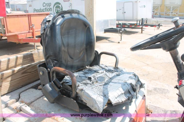 image for item I7889 Nissan Datsun 4000 forklift