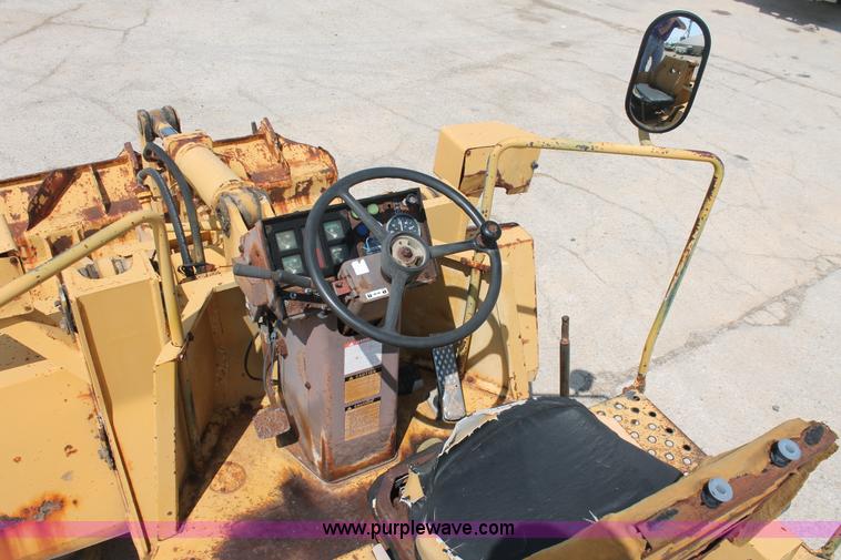 image for item I7890 Komatsu WA180 articulated loader