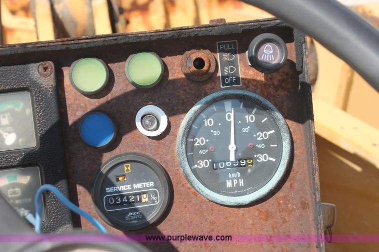 image for item I7890 Komatsu WA180 articulated loader