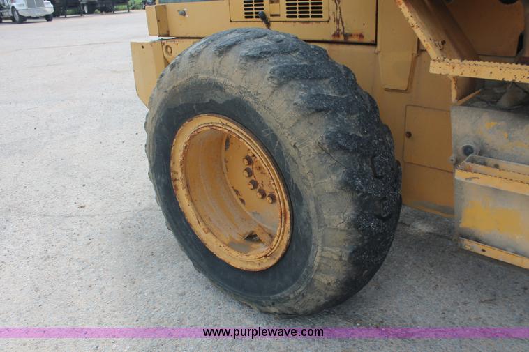 image for item I7890 Komatsu WA180 articulated loader